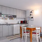 With Wifi Klenovica, Novi Vinodolski - 5530 شقة كلينوفيتسا