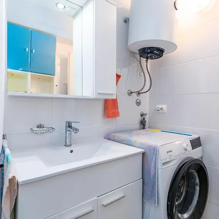 Apartament With Wifi Klenovica, Novi Vinodolski - 5530