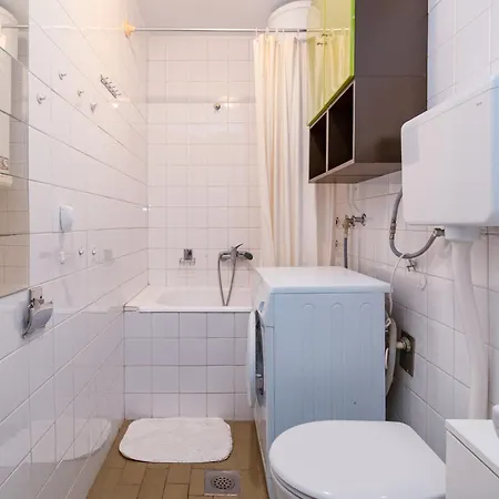 With Wifi Klenovica, Novi Vinodolski - 5530 Apartament Klenovica
