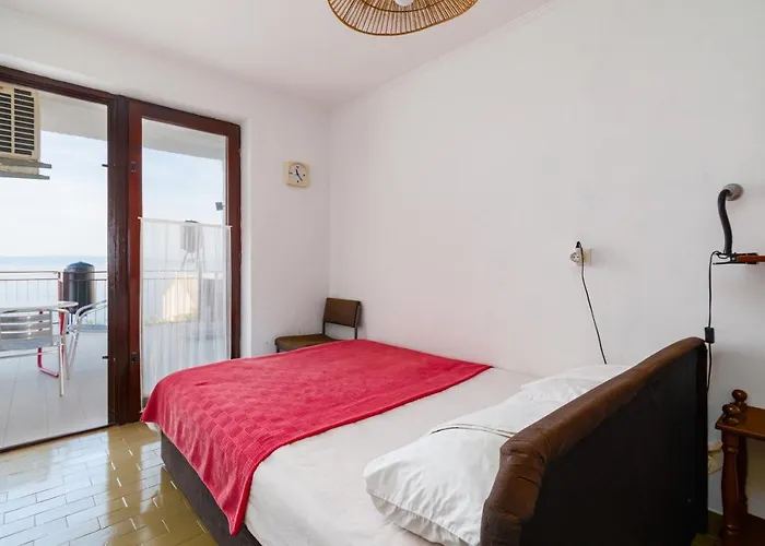 Apartmán With Wifi - Novi Vinodolski - 5530